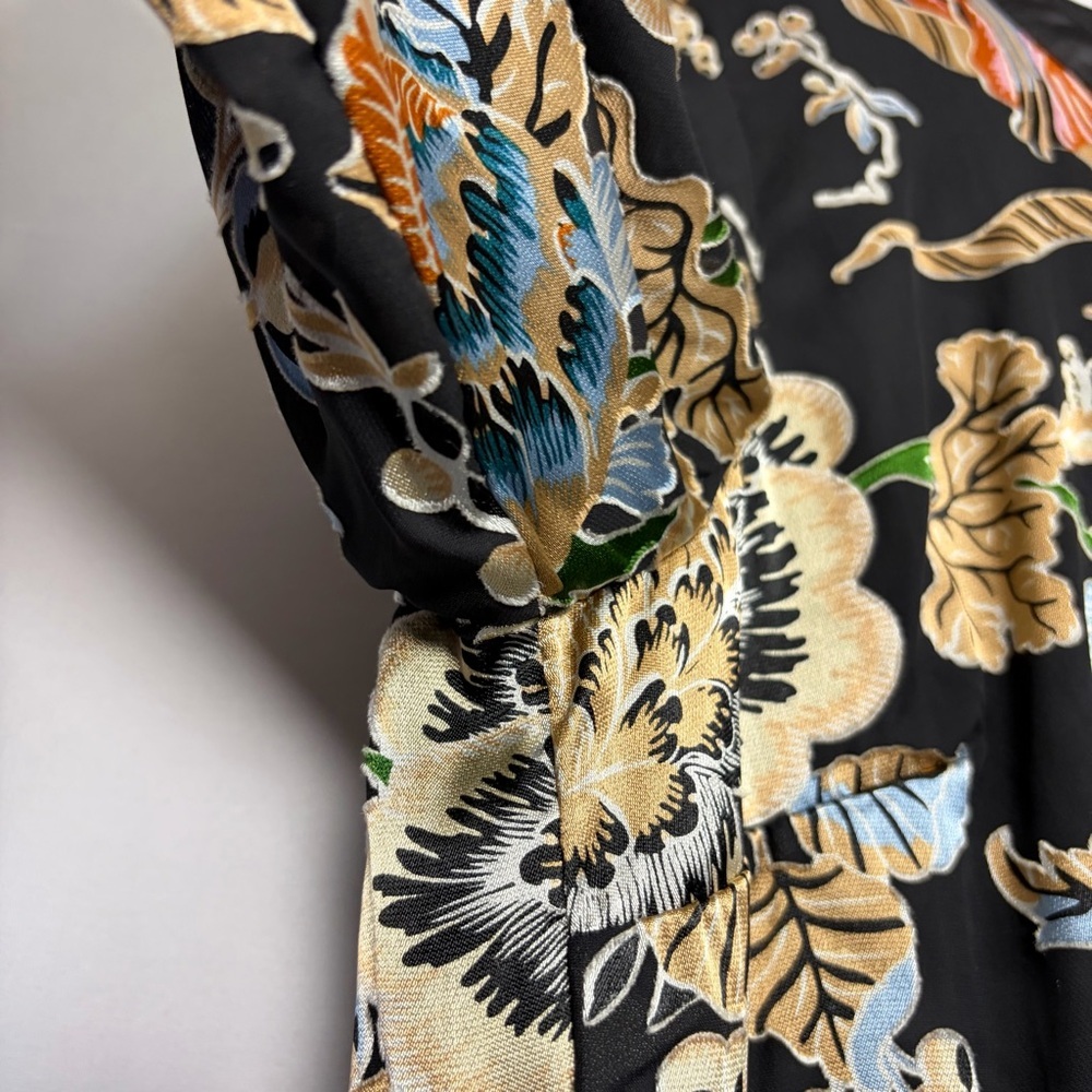 Soft Surroundings Deanna Blouse Sz L Metallic Shimmer Floral Asian Keyhole Lined - Picture 7 of 16